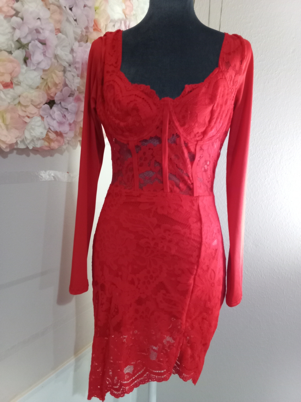 SHEIN Red Lace Long-Sleeve Bodycon Dress